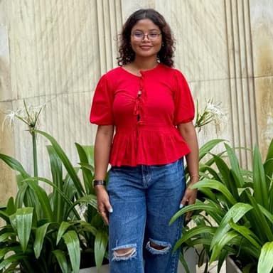 Priyanka Singh headshot